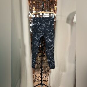 Ardenes Size Small Leggings with Mesh Details - Marble + Electric Detail